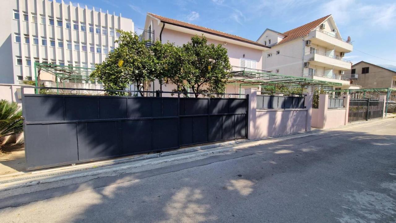 Ioannis Apartments Tivat Exterior foto